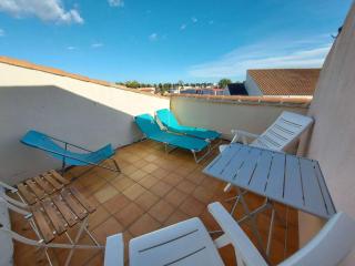 Appartement T2 Mezzanine 5 Couchages avec Terrasse, Parking Privé au Cœur de la Station - FR-1-326-777 - Marseillan - 0