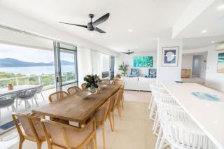 Yacht Harbour Tower 6 - free buggy included - Hamilton Island - 0
