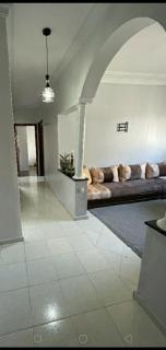 Appartement calme et confort entier à 10 mn de la corniche, une demie heur de stade d honneur - 4