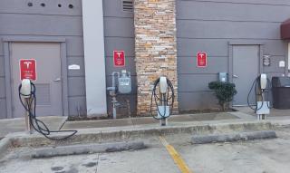 Red Roof Inn & Suites Longview - 5