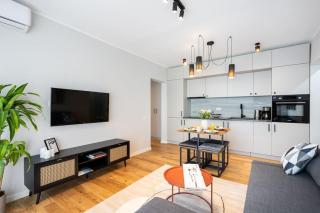 Amazing Views 2BR Bright Flat - Charming Balcony - Bucharest - 6