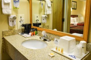 Days Inn by Wyndham Easley West Of Greenville/Clemson Area - 6