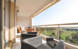 Cozy Apartment In Mandelieu-La-Napoule - 2