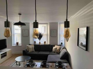 Charming Apartment BARBICAN/HOE PARKING,Courtyard! - 9