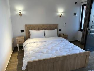 four generation hotel - 3
