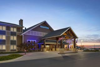 AmericInn by Wyndham Laramie Near University of Wyoming - Laramie - 0