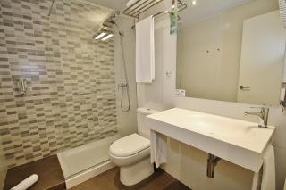 Hotel BESTPRICE Diagonal - Barcelona - 9