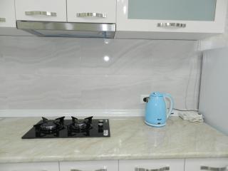 Lovely, bright and cozy 2 room flat in the heart of Tbilisi, near Ortachala bus station - 5