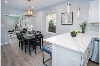 Adorable 4BR 2BA Close to Riverwalk and Downtown - 5