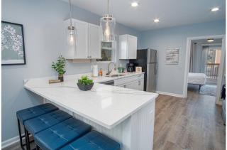 Adorable 4BR 2BA Close to Riverwalk and Downtown - San Antonio - 4