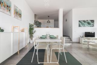 Home2Book Lovely Beachfront Apt Arinaga Green - Arinaga - 1