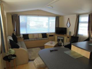 6 Berth with en-suite on Southview (Family Retreat) - Lincolnshire - 1