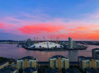 London Skylineviews 2 bed 2 bath flat near Canary Wharf, o2 & Excel - Londra - 0