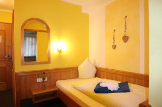 Günstige Zimmer im Spessart - Mespelbrunn - 4