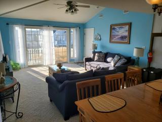 Family Friendly Beach Block Ocean View 3 BR, 2 BA, Condo near Wildwood Crest and Convention Center - 1
