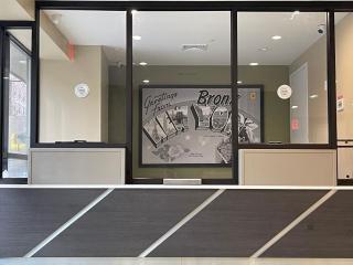 Super 8 by Wyndham Bronx Near Botanical Garden - Le Bronx - 8