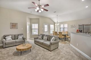 Private Yard and Grill Greenville Vacation Rental - Greenville - 4