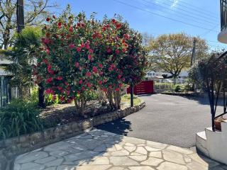 Rez-de-jardin rénové avec terrasse à Cambo-les-Bains, T1 Bis pour 2 personnes, équipé et lumineux - FR-1-495-93 - Cambo-les-Bains - 9