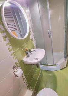 VILLA JAGODOVO niezależne piętro z 5 sypialniami oraz jadalnią na wyłączność Kupon na Termy Gorący Potok oraz Brama w Gorce - Biały Dunajec - 4