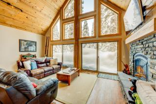 Skislope Way Retreat - Truckee - 7
