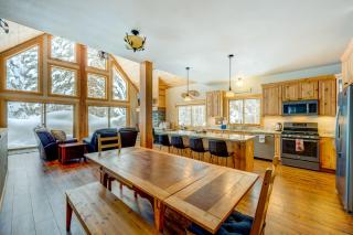 Skislope Way Retreat - Truckee - 2