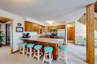 Gull's Nest --- 39638 S Gulls Way Ct - 1