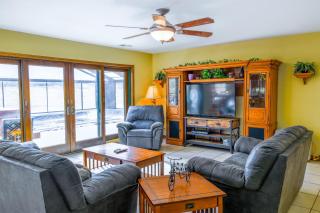 Meadow Creek Manor - Whittier - 7