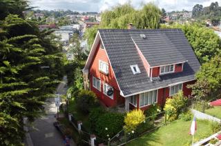 La Guapa Hostel - Puerto Varas - 0