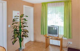 Awesome Home In Eichigt-Ot Süssebach - Eichigt - 4