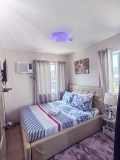 Caren 8-Spatial Condo Maa 2br fully-furnished wtih unli Pool access - 9