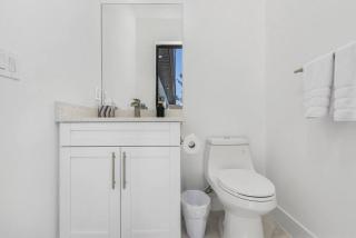 Waterfront getaway FREE heated saltwater pool! - Cape Coral - 6