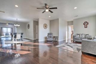 Peaceful Atascosa Home with Balcony and Deck! - 6