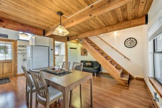 Pet-Friendly Fredericksburg Cabin with Hot Tub! - Luckenbach - 5