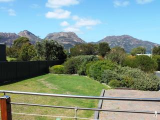 Hazards House - Coles Bay - 1