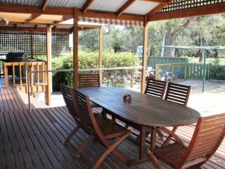 Hazards House - Coles Bay - 8