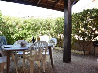 Maison en bord de mer avec terrasse ensoleillée, mezzanine, et parking privé - 4 couchages à Gruissan - FR-1-229-843 - Gruissan - 9