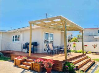 Large Bright Guest House - Motueka - 5