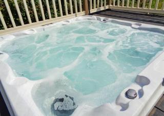 Otters Mead Boutique Lodges - Beetley - 9