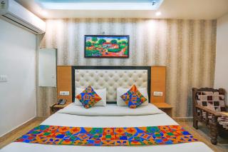 FabHotel Joystick - 1
