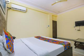 FabHotel HM Palace - 7