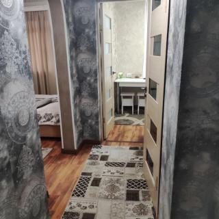 Комфортная квартира для 2х персон - Bishkek - 2