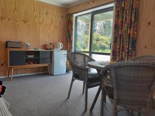 Pin Oaks - Whanganui - 8