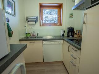 Appartement fonctionnel et lumineux Ski aux pieds Vue montagne Balcon - FR-1-688-26 - 9