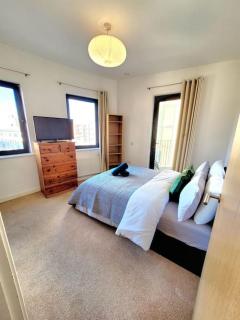 Battersea Power Station Suite - 2