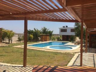 Kalani heights 1 bedroom house that sleeps 6 - Colán - 0