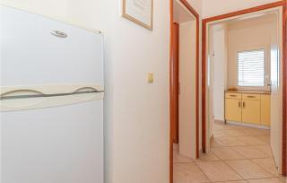 Nice Apartment In Primosten With Wifi - Primošten - 5