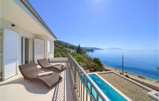 Amazing Home In Martinscica - 4