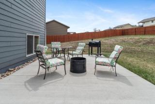 Large Home in the Most Convenient Location - 8