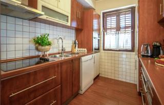 Beautiful Home In Biograd Na Moru - Biograd na Moru - 1