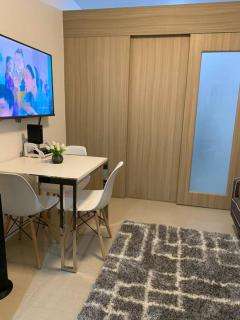 Katei elegantly designed 1-bedroom facing amenity - Manila - 9
